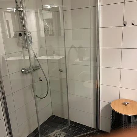 Odelsvegen 10, 2063 Jessheim Norge *